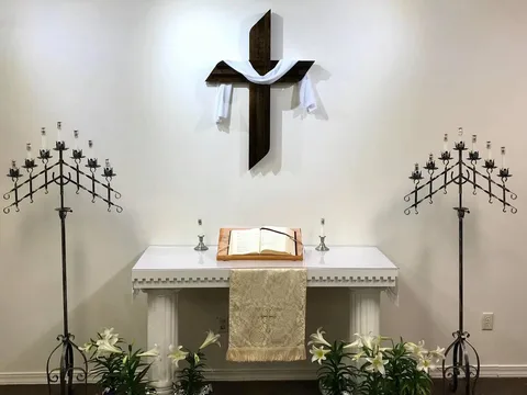 Holy Cross Lutheran Church 사진