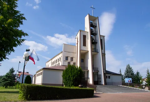 Kościół pw. Świętej Rodziny 사진
