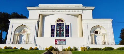 Oakland-Elmhurst Seventh-day Adventist Church 사진