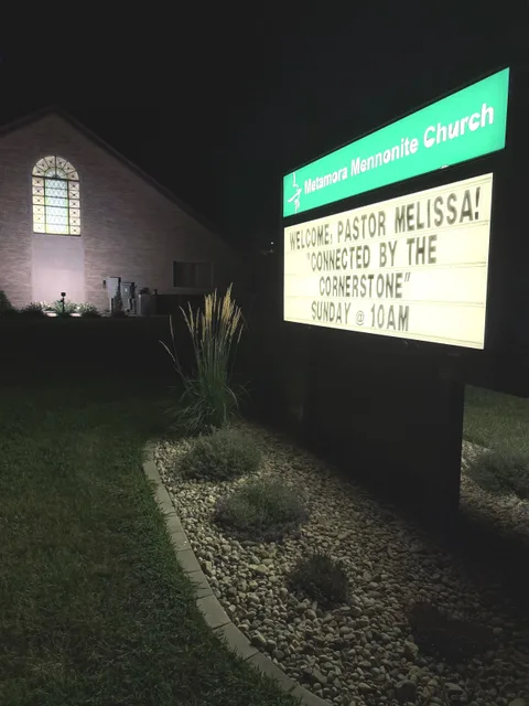 Metamora Mennonite Church 사진