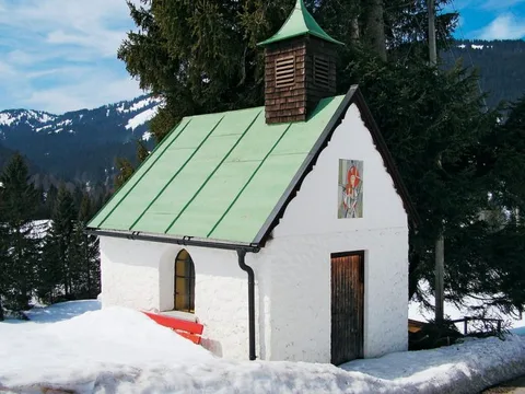 Pfarrkirche Heiligste Dreifaltigkeit 사진