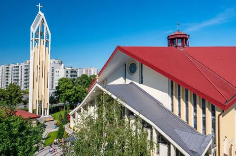 Kościół parafialny pw. Matki Bożej Wspomożycielki Wiernych 사진