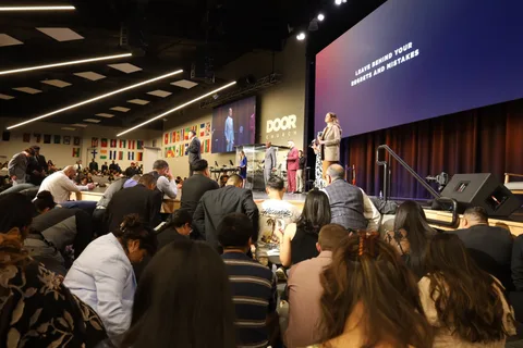 The Door Christian Fellowship 사진
