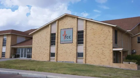 First Christian Church 사진