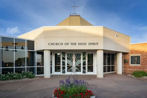 Holy Spirit Catholic Church 사진