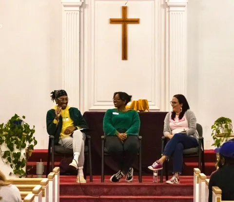 Roots Church 사진