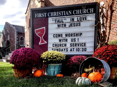 First Christian Church 사진