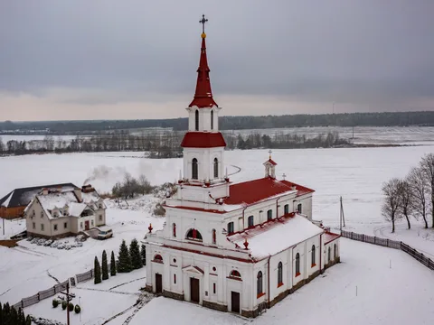 Касцёл Святых апосталаў Пятра і Паўла 사진