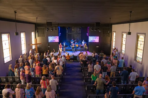 Revolve Church 사진