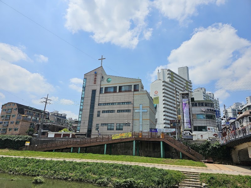 성은교회 사진 (Google 지도)