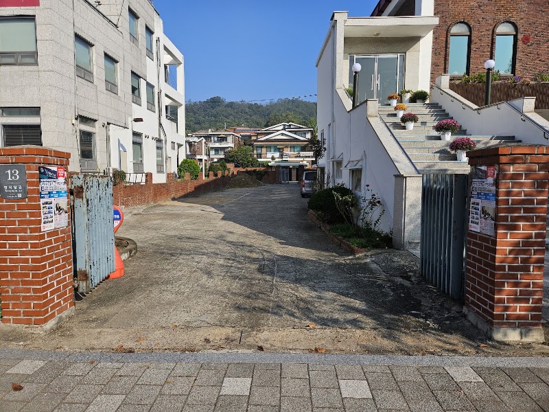 염곡교회 사진 (Google 지도)