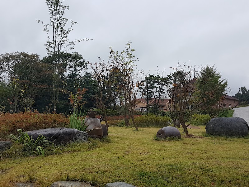 초동교회 사진 (Google 지도)